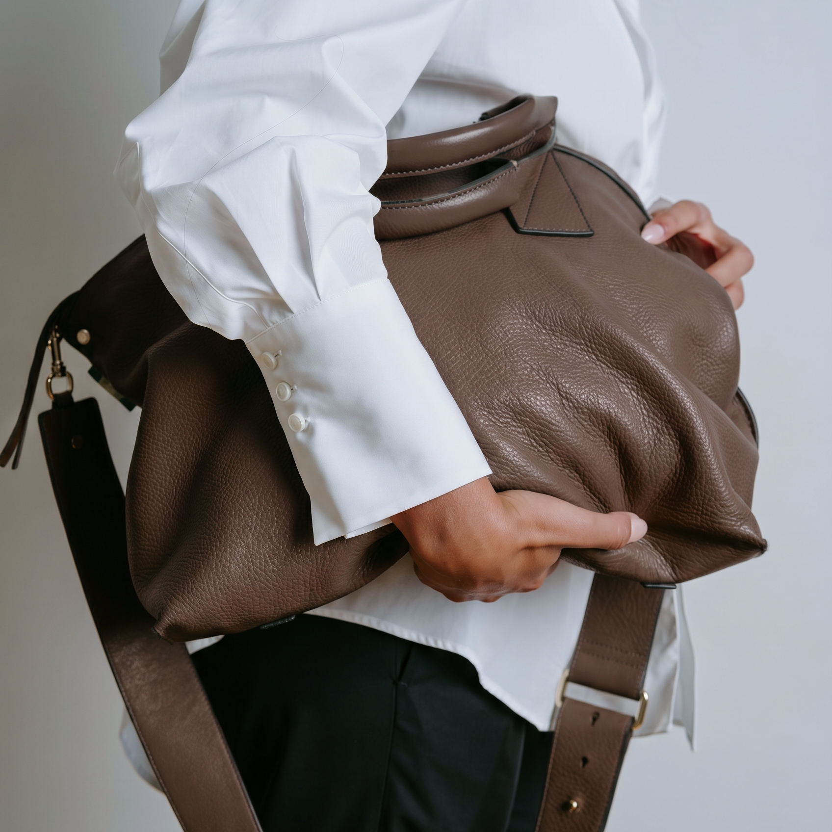 Florence Tote Chocolate Secondary image